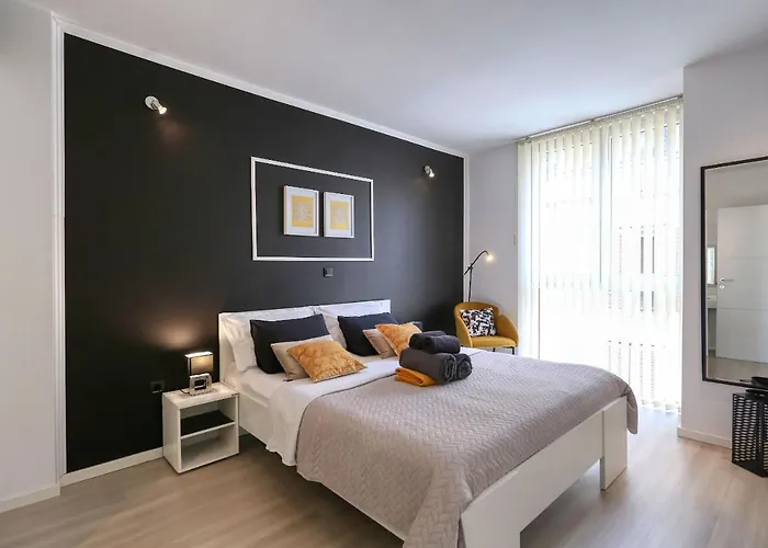 Cardo Apartments